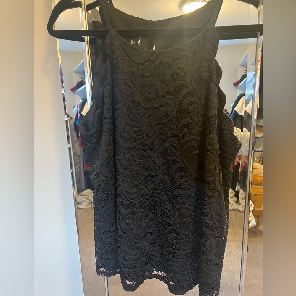 Fortune + Ivy Chiya scalloped lace top